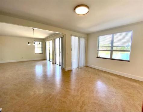 599 NW 87th Terrace Coral Springs FL 33071