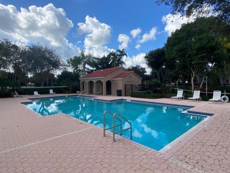 599 NW 87th Terrace Coral Springs FL 33071
