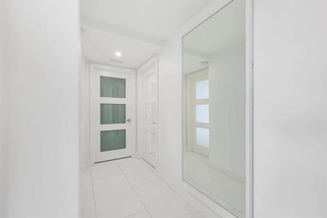 545 S Fort Lauderdale Beach Boulevard Fort Lauderdale FL 33316