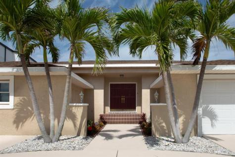 2504 Hibiscus Drive W Belleair Beach FL 33786