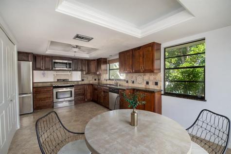 2504 Hibiscus Drive W Belleair Beach FL 33786