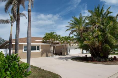2504 Hibiscus Drive W Belleair Beach FL 33786