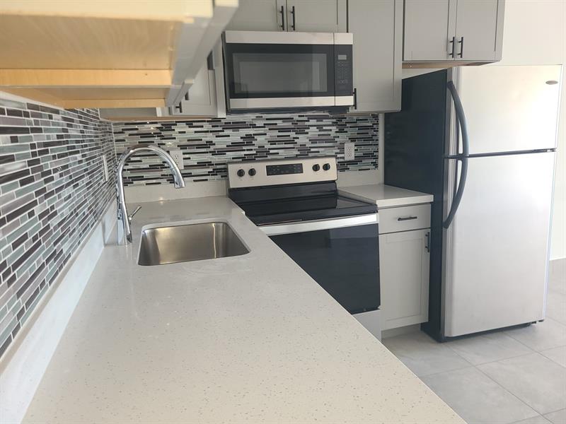 2719 Lincoln Street Hollywood FL 33020