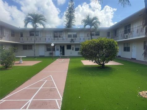 1710 Mckinley Street Hollywood FL 33020