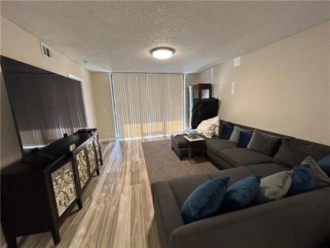 5861 Riverside Drive Coral Springs FL 33067