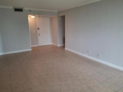 105 Lake Emerald Drive Oakland Park FL 33309