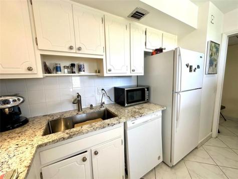2671 S Course Drive Pompano Beach FL 33069