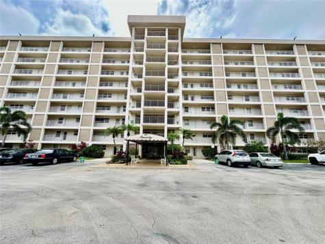 2671 S Course Drive Pompano Beach FL 33069