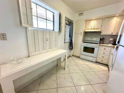2671 S Course Drive Pompano Beach FL 33069