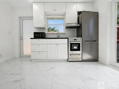 2308 NW 3rd Avenue Wilton Manors FL 33311