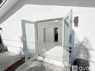2308 NW 3rd Avenue Wilton Manors FL 33311