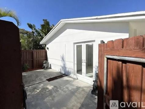 2308 NW 3rd Avenue Wilton Manors FL 33311