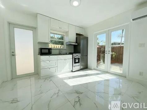 2308 NW 3rd Avenue Wilton Manors FL 33311