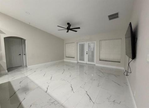 4255 SW Daemon Street Port St Lucie FL 34953