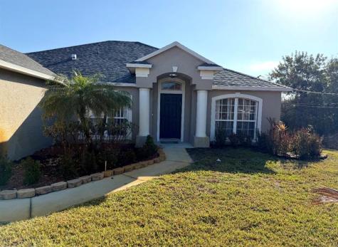 4255 SW Daemon Street Port St Lucie FL 34953