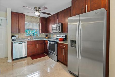 811 W Oakland Park Boulevard Oakland Park FL 33311