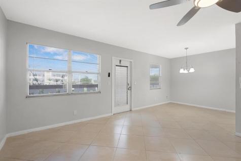 3038 Cornwall B Boca Raton FL 33434