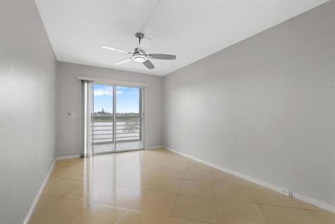 3038 Cornwall B Boca Raton FL 33434