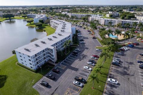 3038 Cornwall B Boca Raton FL 33434