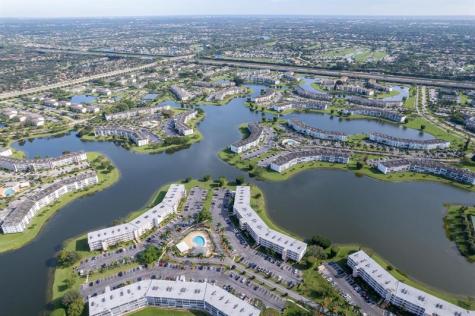 3038 Cornwall B Boca Raton FL 33434