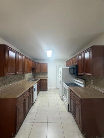 1129 W 23rd Street Riviera Beach FL 33404