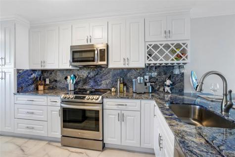 5167 N Highway A1a Hutchinson Island FL 34949