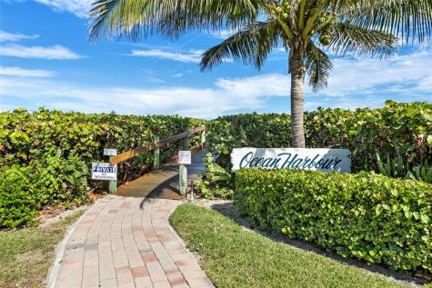 5167 N Highway A1a Hutchinson Island FL 34949