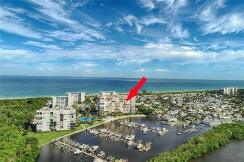 5167 N Highway A1a Hutchinson Island FL 34949