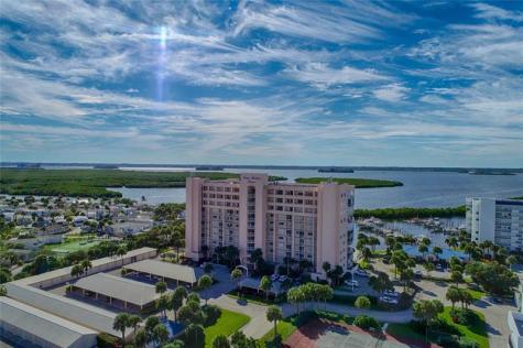 5167 N Highway A1a Hutchinson Island FL 34949