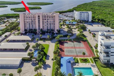 5167 N Highway A1a Hutchinson Island FL 34949