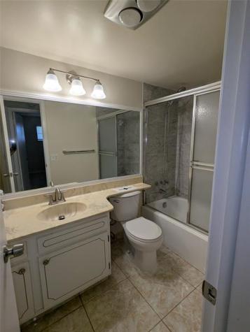 9800 Hollybrook Lake Drive Pembroke Pines FL 33025