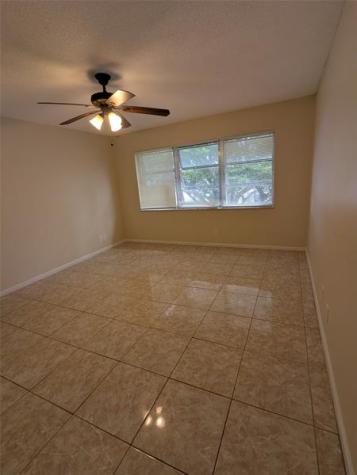 9800 Hollybrook Lake Drive Pembroke Pines FL 33025