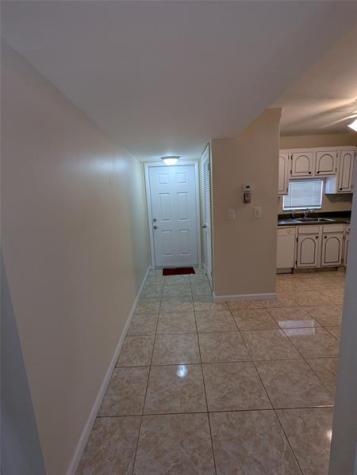 9800 Hollybrook Lake Drive Pembroke Pines FL 33025