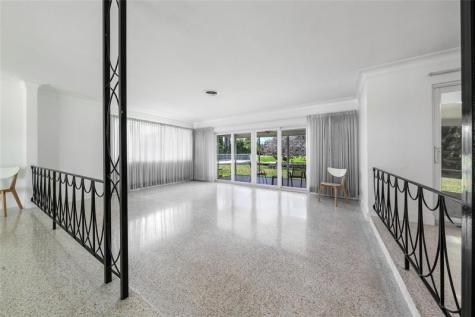 3140 Calle Largo Drive Hollywood FL 33021