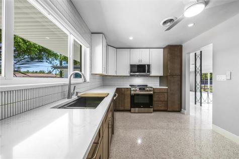 3140 Calle Largo Drive Hollywood FL 33021