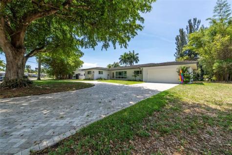 3140 Calle Largo Drive Hollywood FL 33021