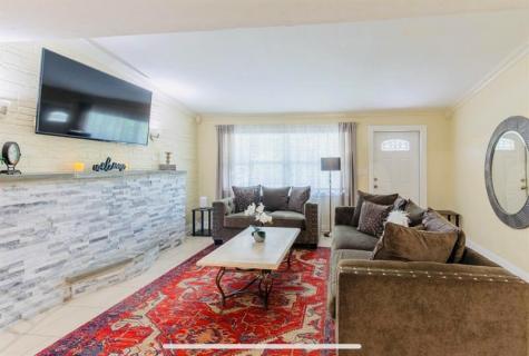 279 Hach Lane (5/3) West Palm Beach FL 33415