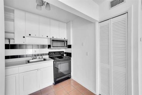 1005 SW 15th Avenue Fort Lauderdale FL 33312
