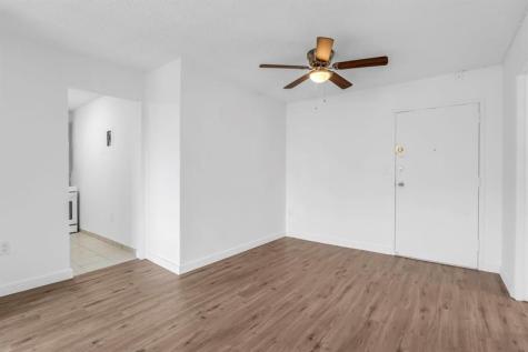 4801 NW 7th Street Miami FL 33126