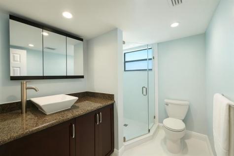 2401 S Ocean Drive Hollywood FL 33019