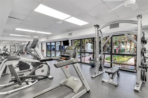 2401 S Ocean Drive Hollywood FL 33019