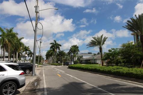 600 Layne Boulevard Hallandale Beach FL 33009