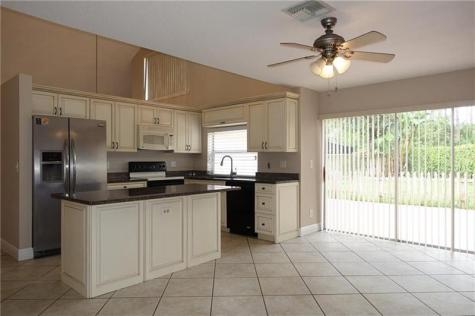 3524 NW 73rd Way Coral Springs FL 33065