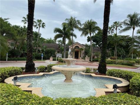 12112 Saint Andrews Place Miramar FL 33025