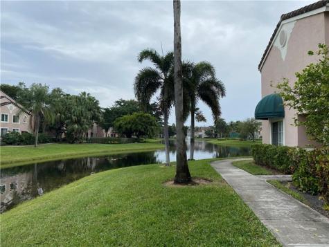 12112 Saint Andrews Place Miramar FL 33025