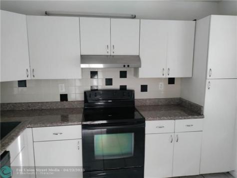 3050 NW 42nd Avenue Coconut Creek FL 33066