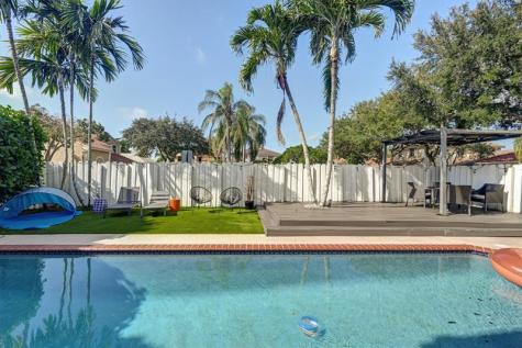 9581 NW 9th Court Plantation FL 33324