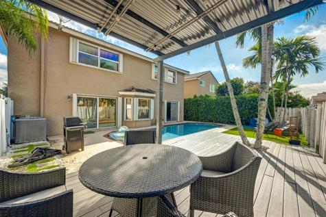 9581 NW 9th Court Plantation FL 33324