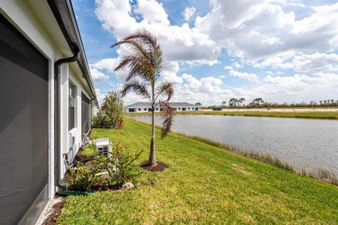 13528 SW Starkissed Lane Port St Lucie FL 34987