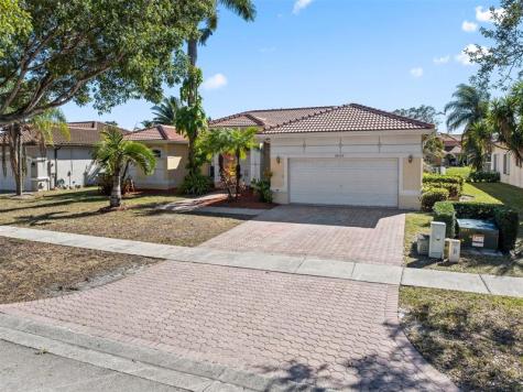 16364 NW 14th Street Pembroke Pines FL 33028